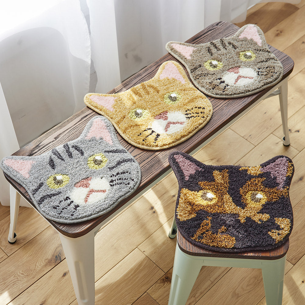 แผ่นรองเก้าอี้ Mat Chair Pad ขนาดประมาณ 38 x 38 ซม. เนโกะ คาโอ